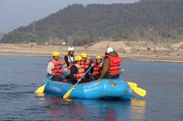 Rapti-river-Rafting-1024x683