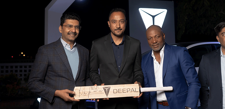 Brian-Lara_Deepal-1