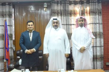 Health Minister and Qatari Ambassador meet pic